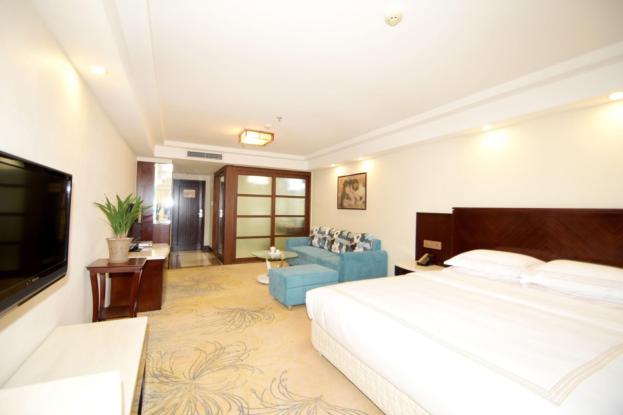 Overseas Chinese Friendship Hotel Cantón Exterior foto