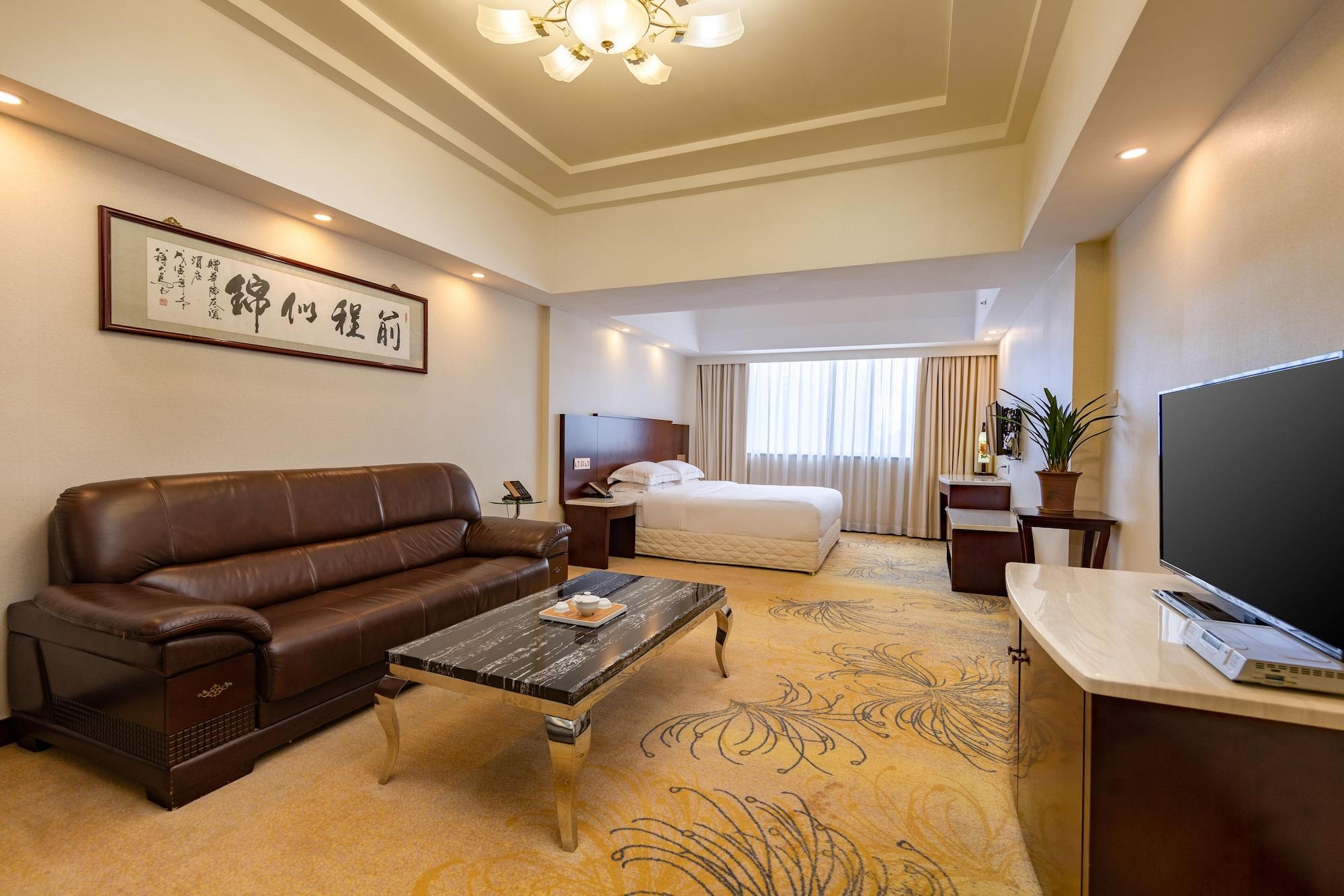 Overseas Chinese Friendship Hotel Cantón Exterior foto