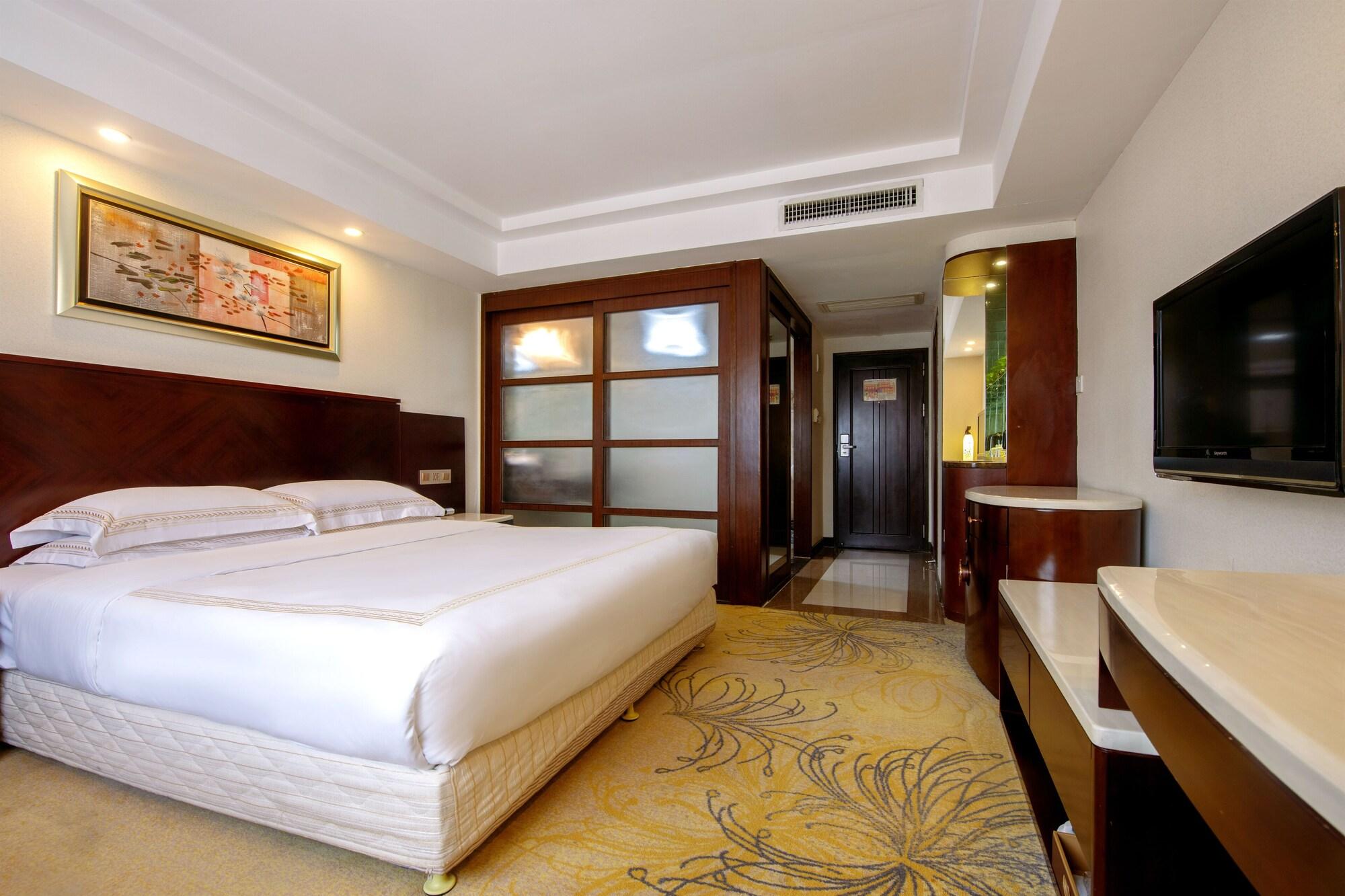 Overseas Chinese Friendship Hotel Cantón Exterior foto